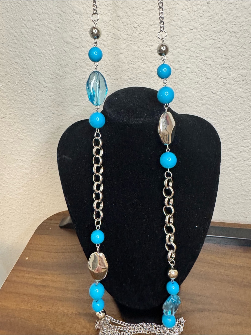 paparazzi Silver-Tone Necklace with Turquoise Blue Beads and Earrings - Picture 6 of 8